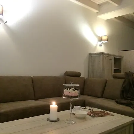 Kerkplein Vakanties Vrouwenpolder Room photo